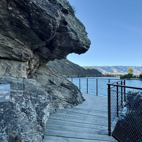 Lake Dunstan Trail