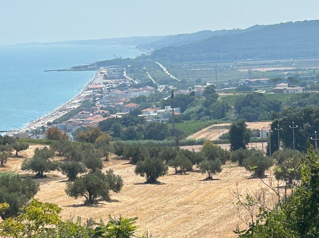 Lungomare Di Fossacesia Marina-Fossacesia Marina必去景点