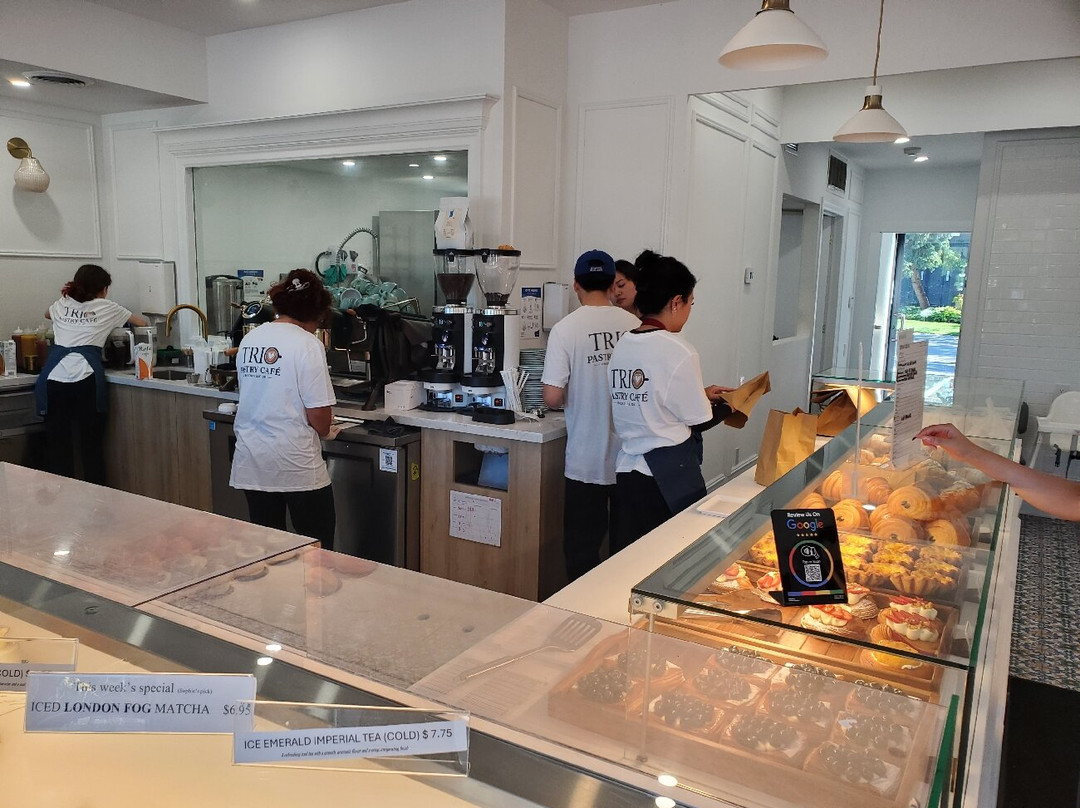 Trio Pastry Cafe