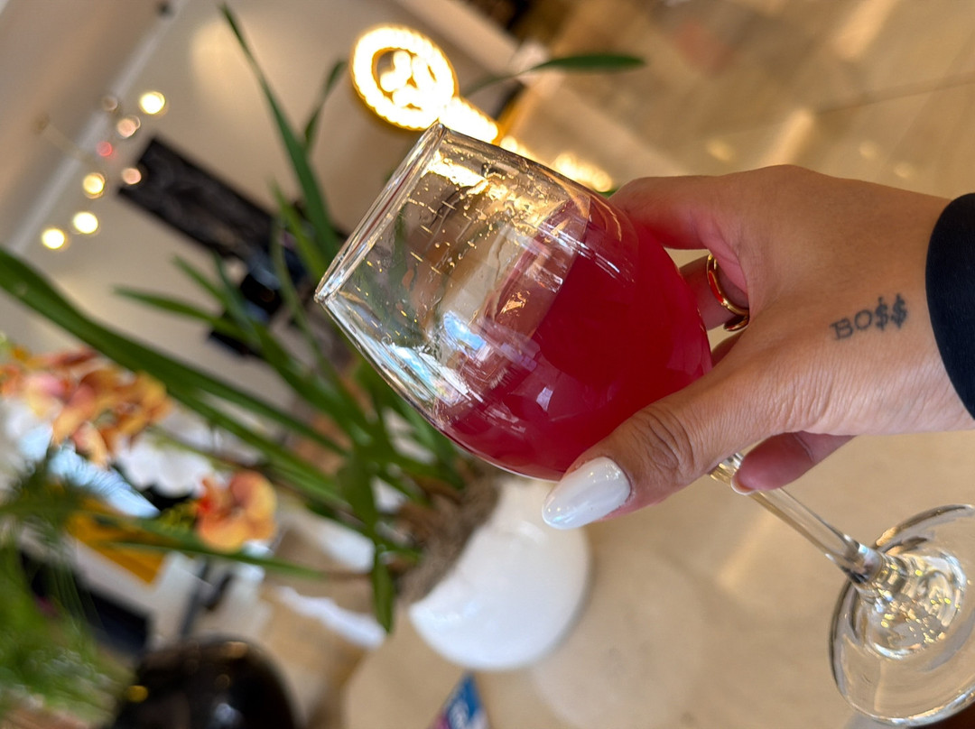 昆卡金绿酒店主图