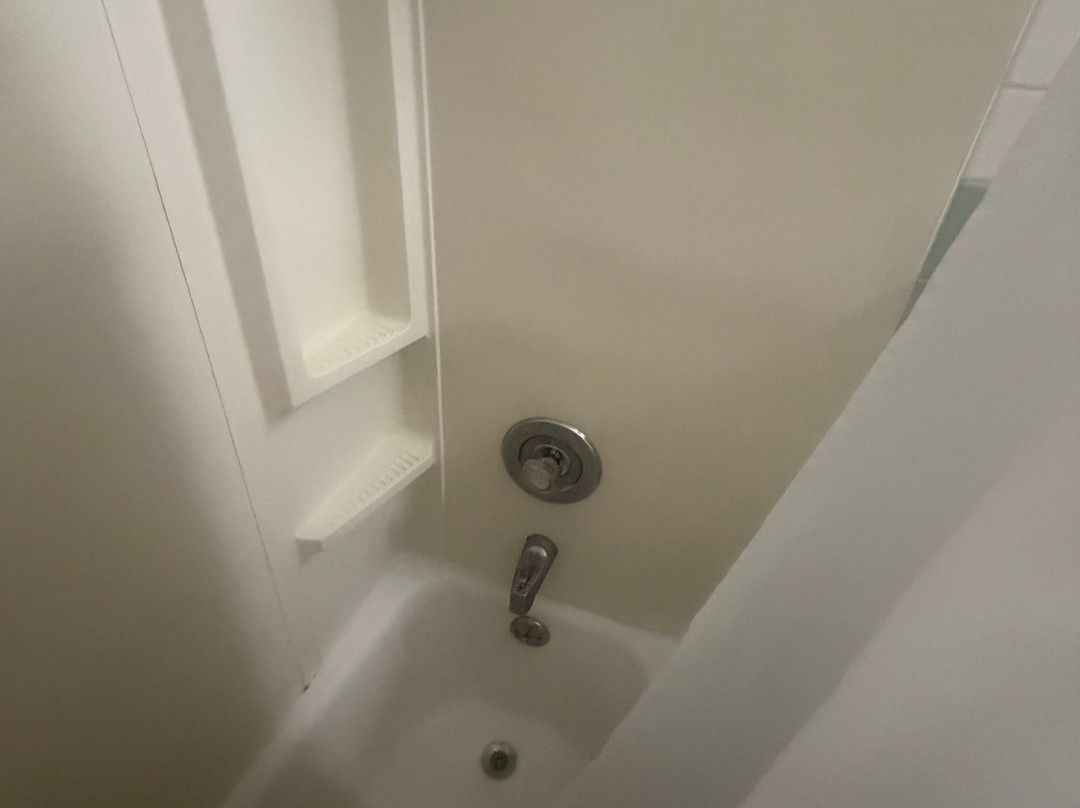 漂流沙滩酒店主图