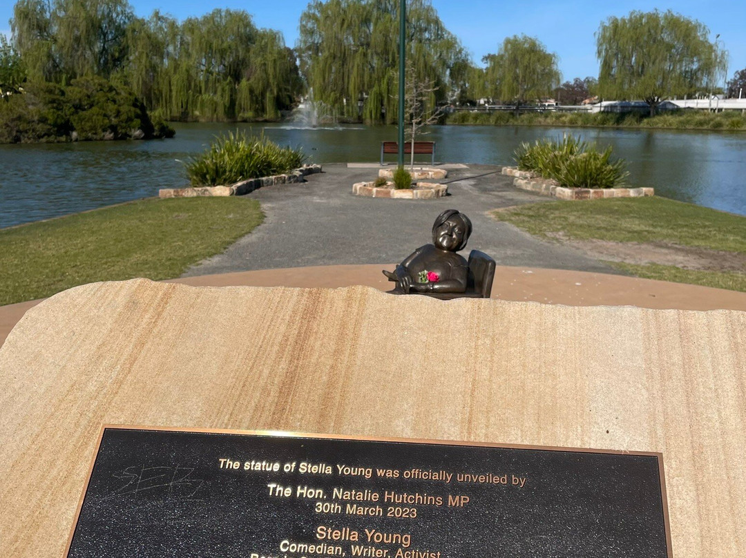 Stella Young Statue-Stawell必去景点