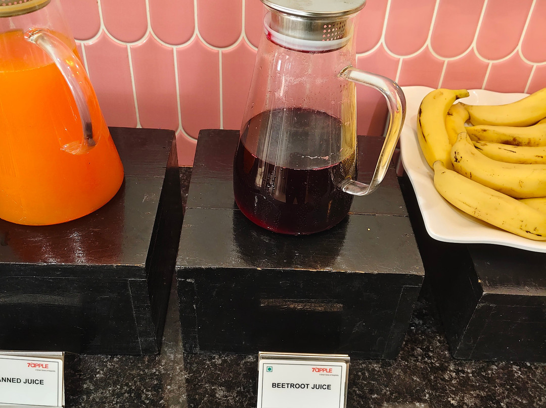 瓦多达拉7苹果酒店主图