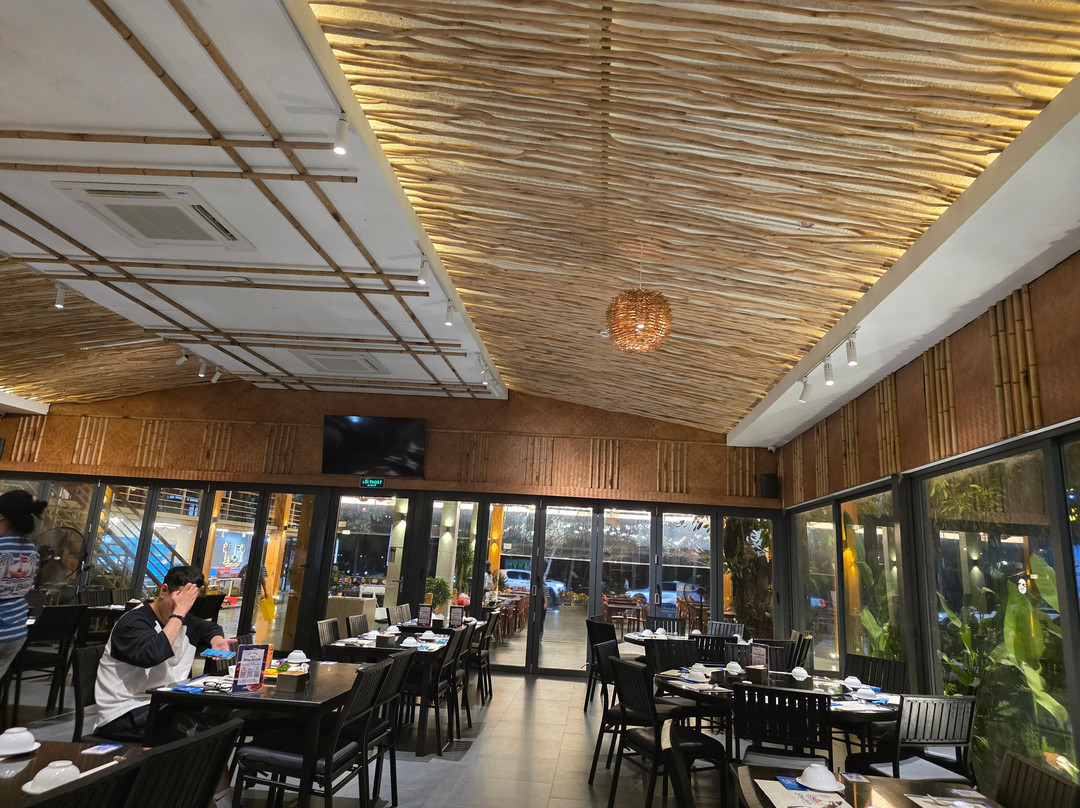 Songbien Seafood Danang