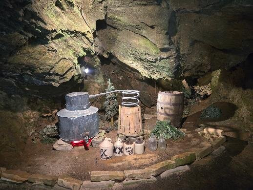 Smoke Hole Caverns-Seneca Rocks必去景点