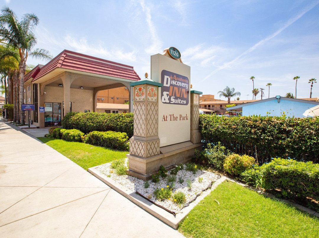 阿纳海姆探索套房酒店