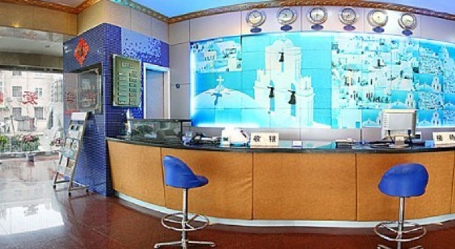 爱情海商务酒店(栈桥)-客卧