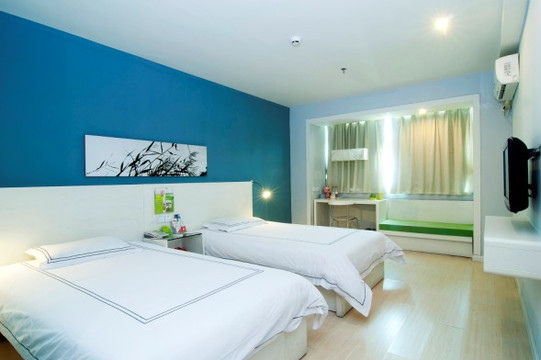 长沙今天连锁四方坪店主图