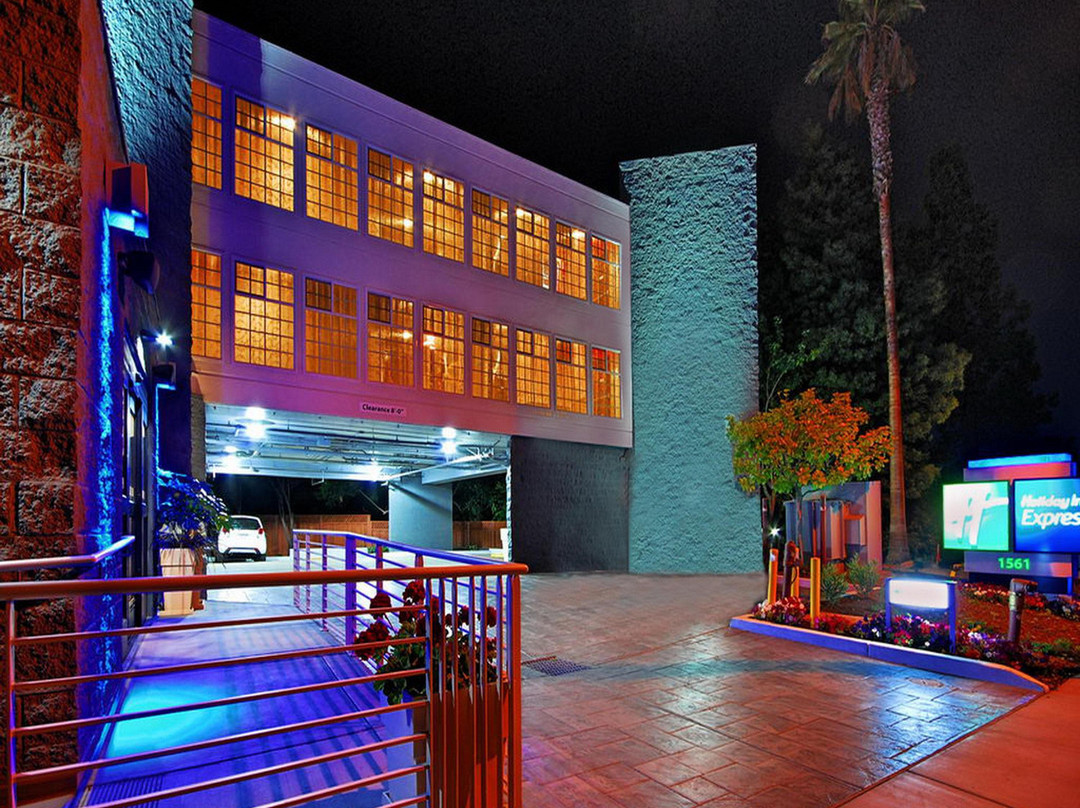 洛思阿图斯酒店住宿-Holiday Inn Express Mountain View - S Palo Alto By IHG