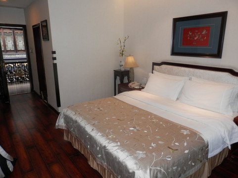 成都圆和圆佛禅酒店主图