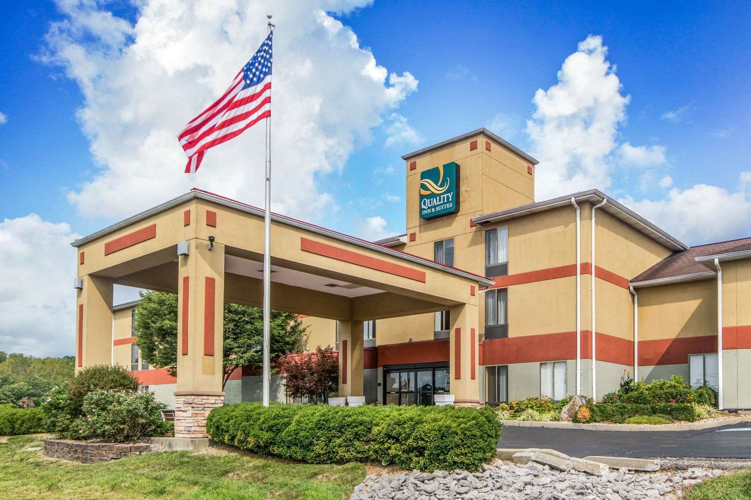 Quality Inn & Suites-官方