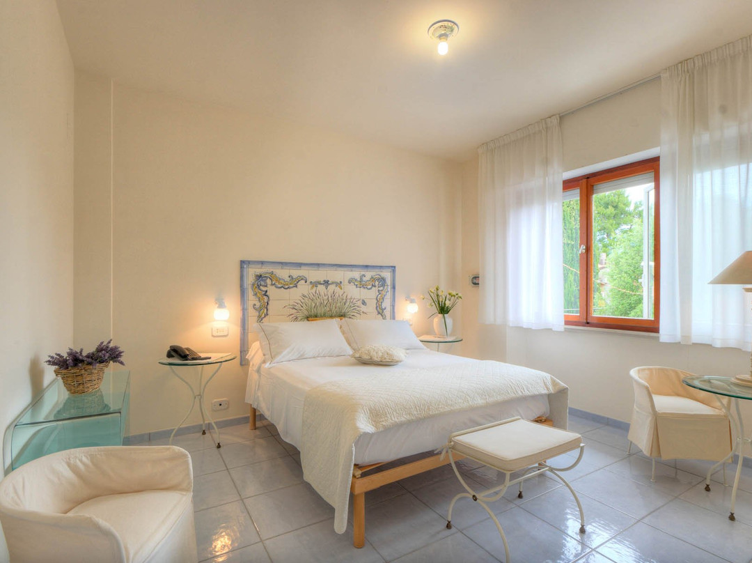 Sirolo酒店住宿-Hotel Emiliana