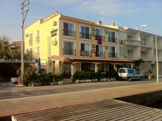 Foca Yali Hotel