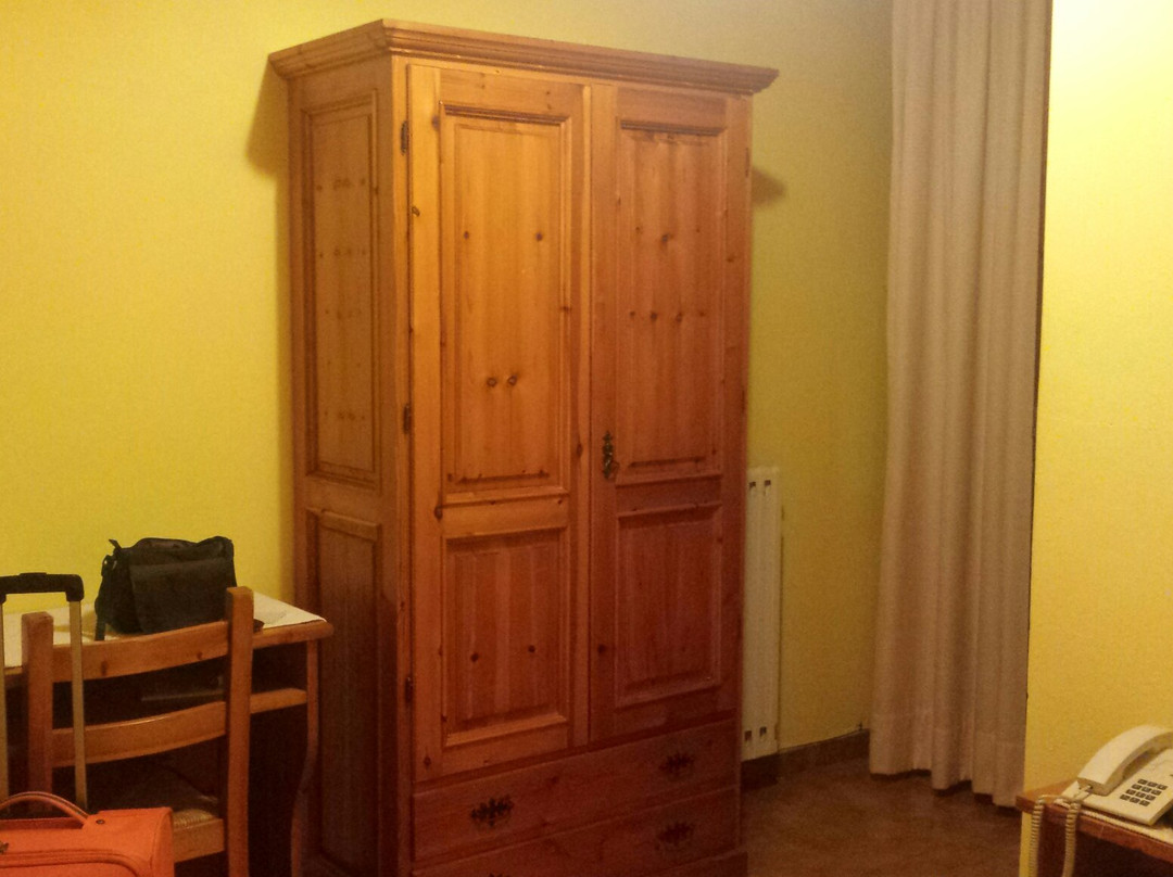 Bitti酒店住宿-Albergo La Madonnina