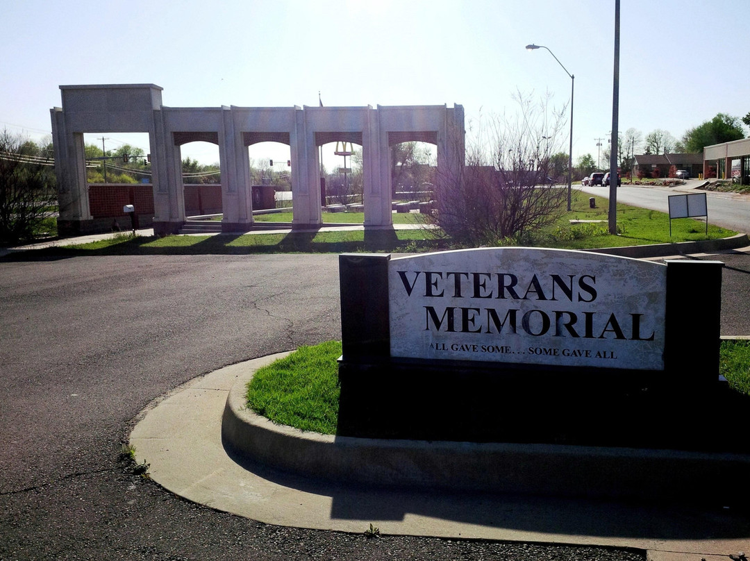 Choctaw旅游景点-Choctaw Veterans Memorial