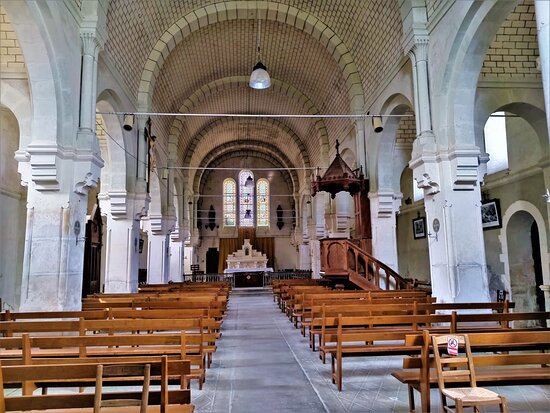 Église Saint-Pierre-Thurageau必去景点