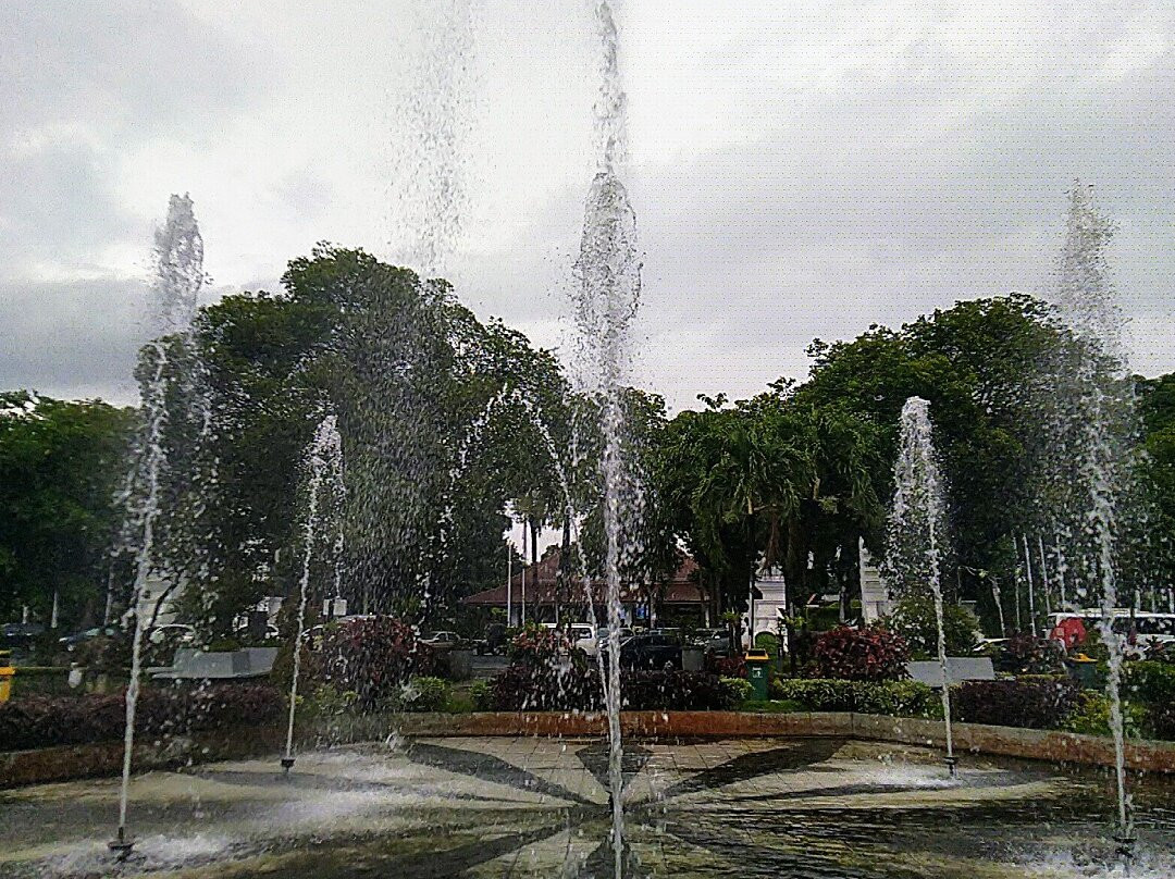 Sritanjung Park景点图片