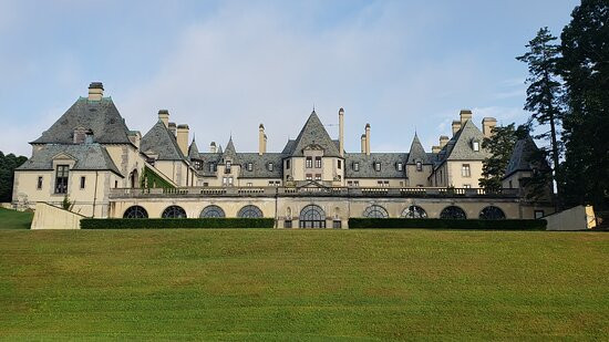 奥赫卡城堡庄园酒店主图