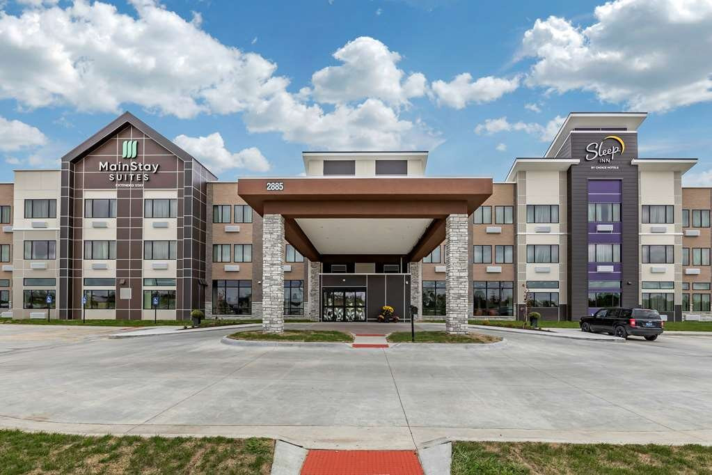 Mainstay Suites Waukee-West Des Moines
