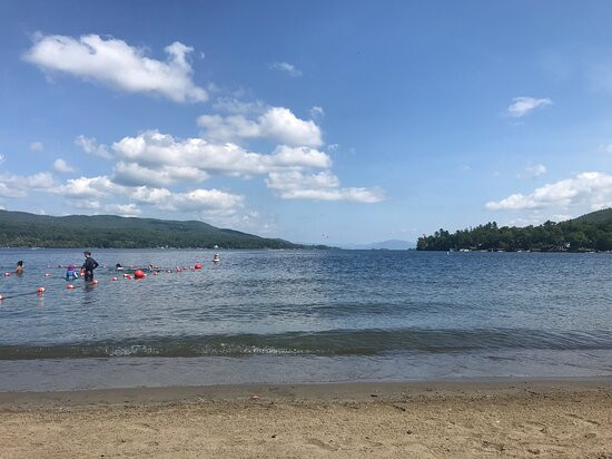 Million Dollar Beach-乔治湖必去景点