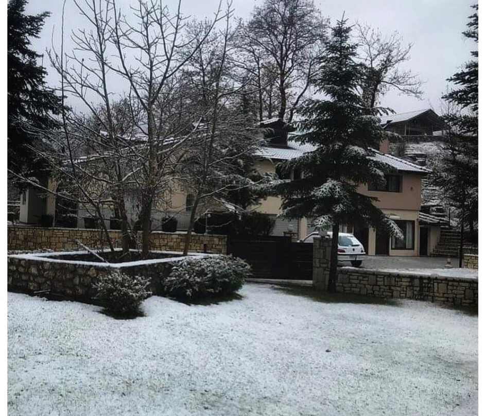 Agios Panteleimon酒店住宿-River Country Homes