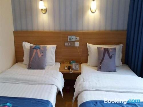 广汉派酒店东门汽车站店