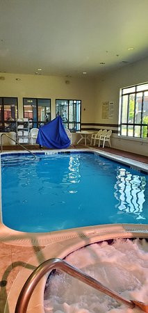 Comfort Inn & Suites Farmington - Victor主图