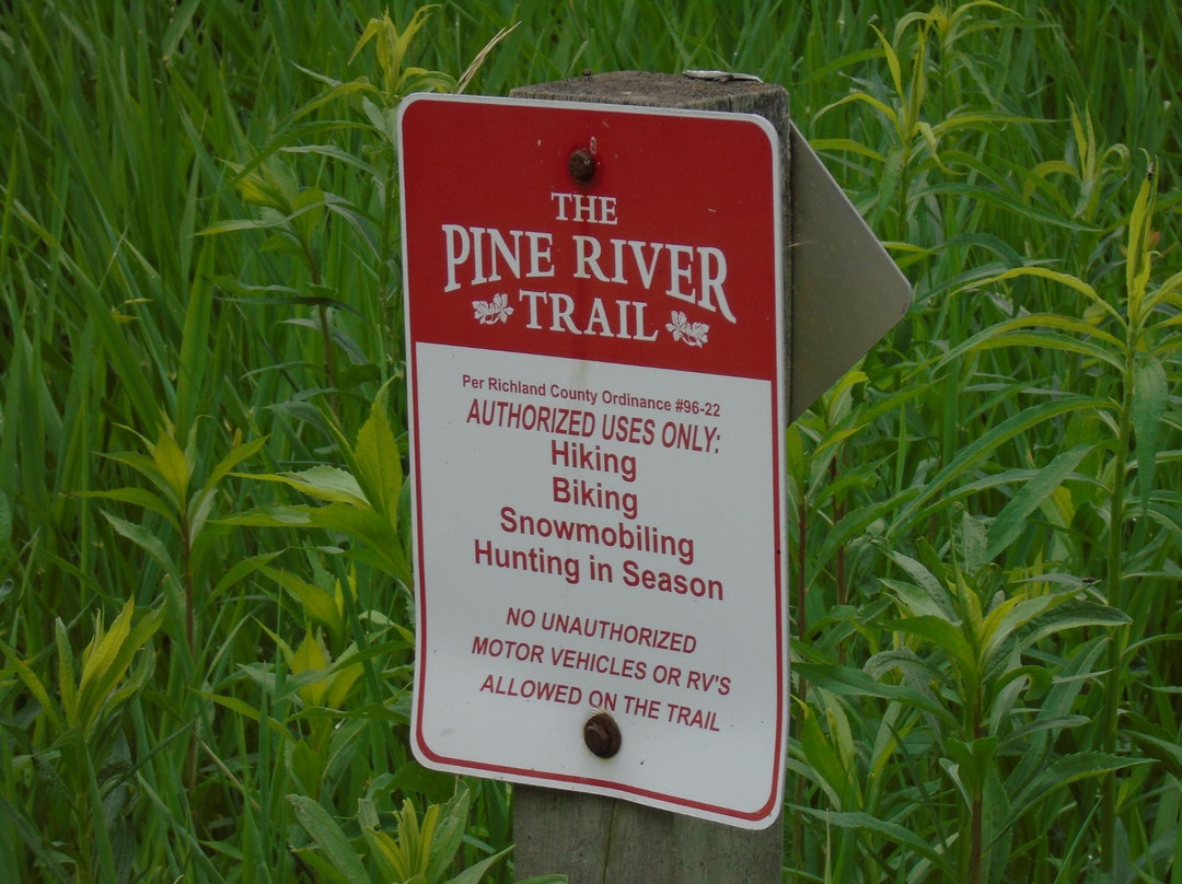 Pine River Trail景点图片