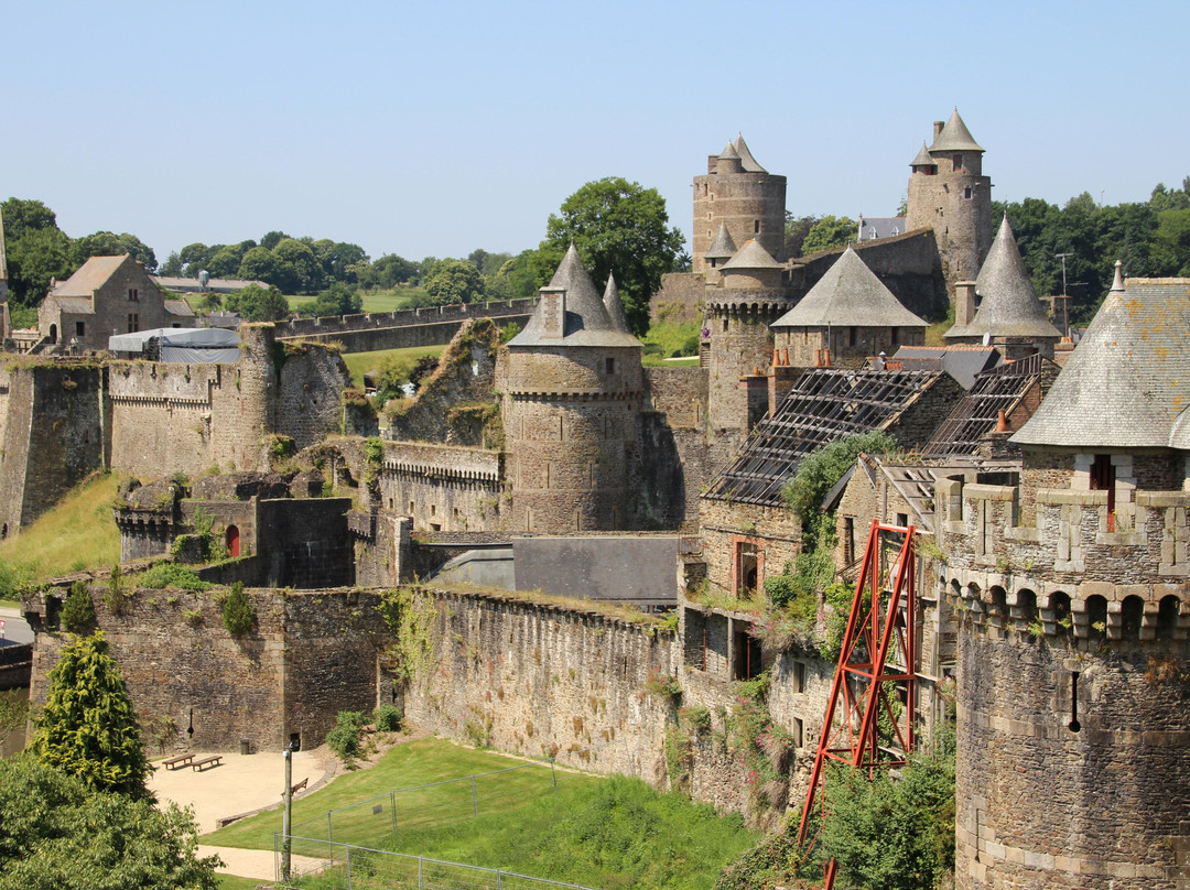 Fougere旅游攻略图片