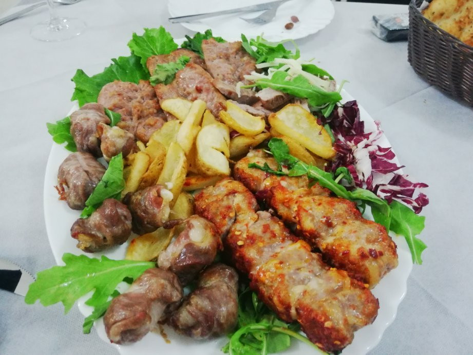 Saporé Braceria Pizzeria