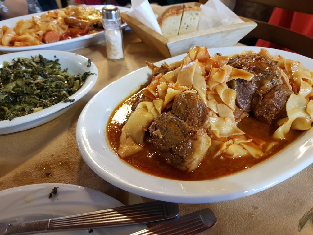 Palaios Panteleimonas餐馆和美食-Thomas Tavern