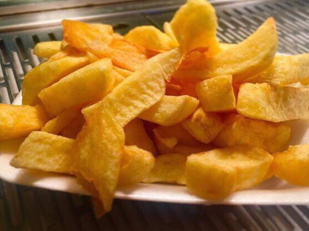 Adgestone餐馆和美食-Avenue Road Chippy