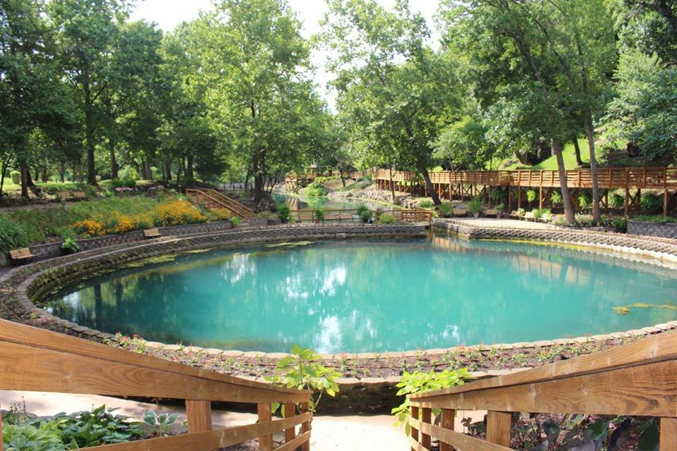 尤里卡斯普林斯旅游景点-Blue Spring Heritage Center