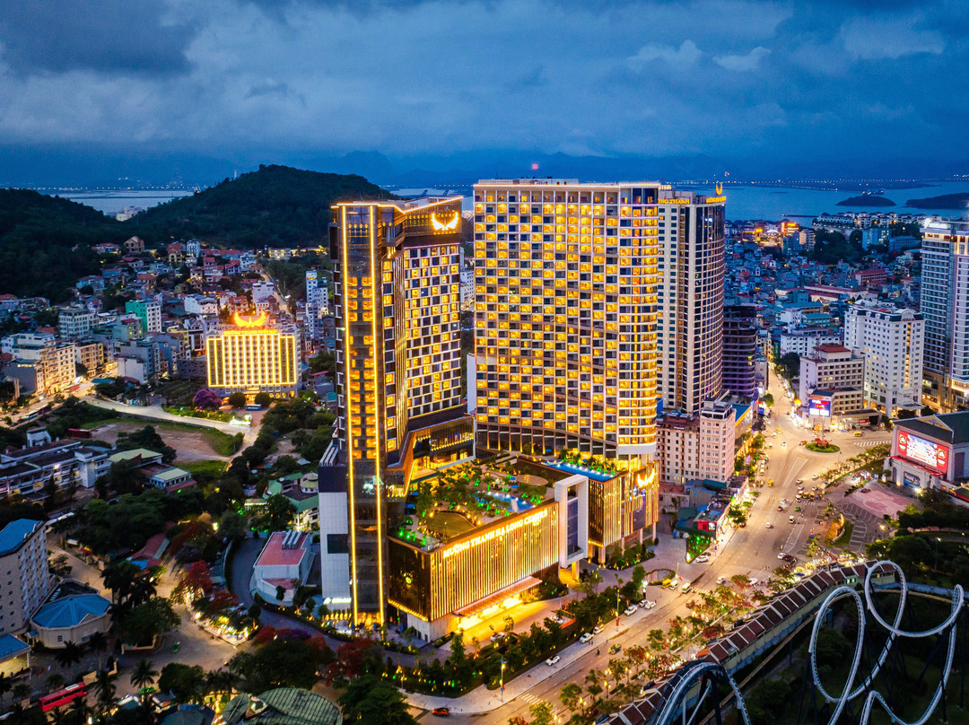 Mường Thanh Luxury Hạ Long Centre 2 Hotel
