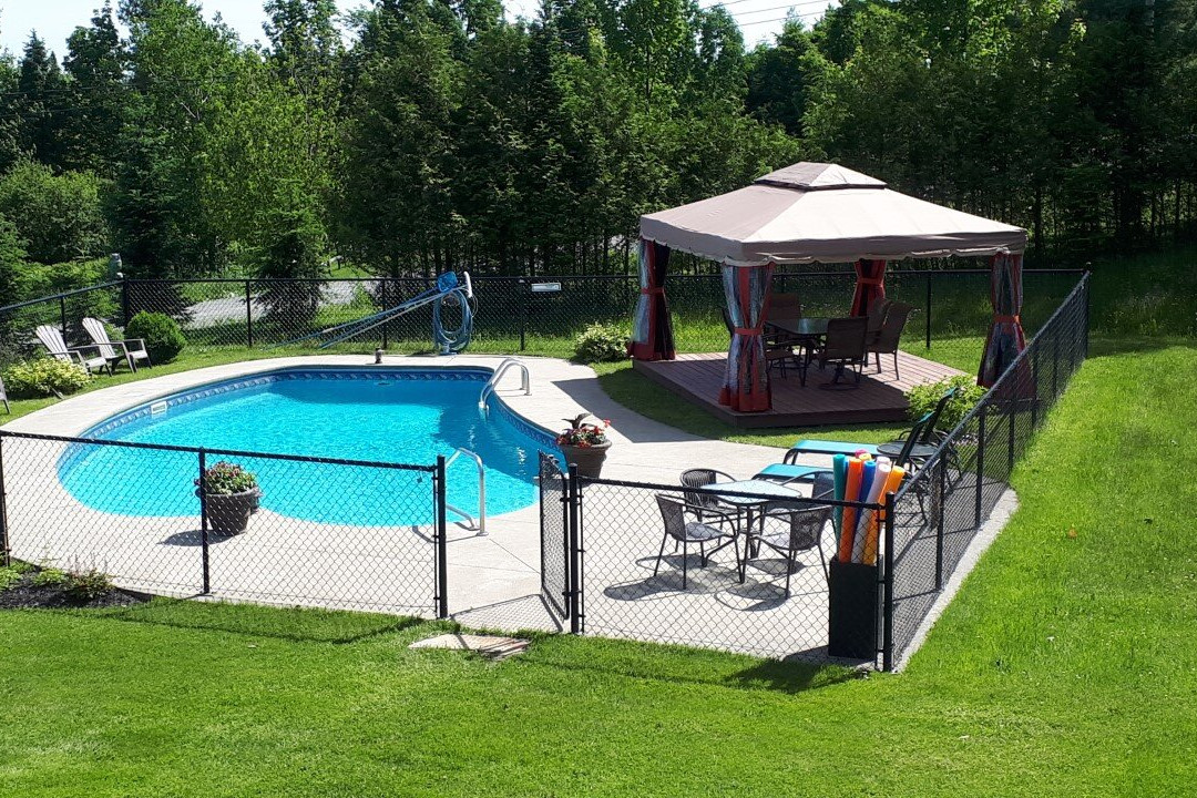 Auberge Aux Deux Peres主图