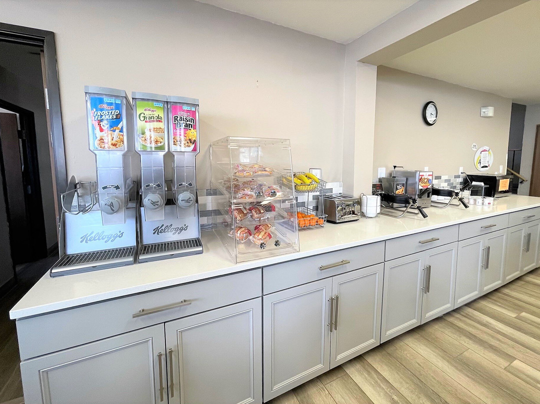 Super 8 by Wyndham Butte MT主图