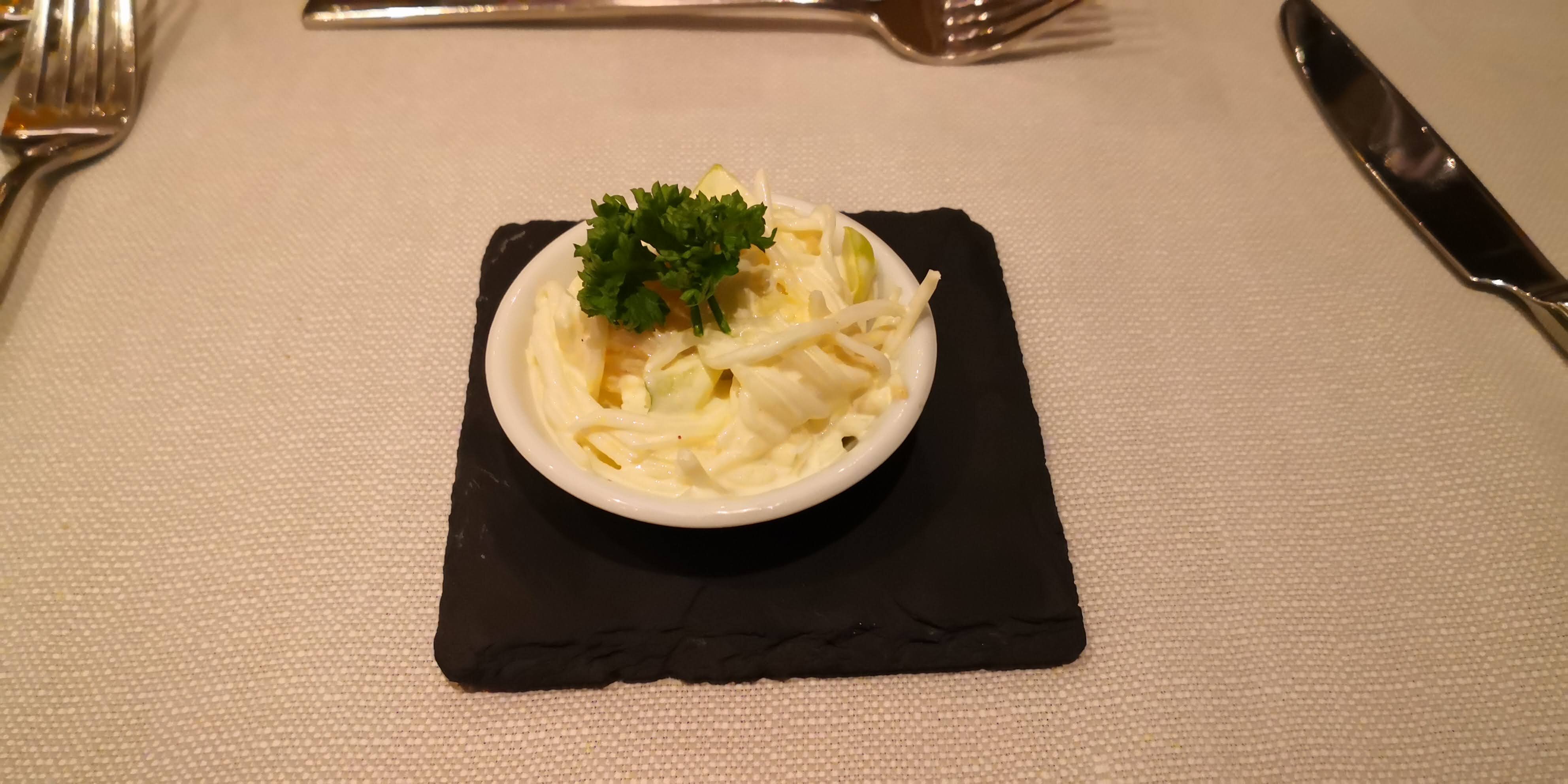 贝阿滕贝格因特拉肯多林特饭店-餐饮