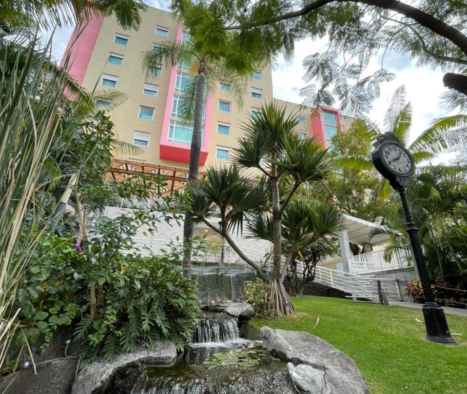 Holiday Inn Express & Suites Cuernavaca by IHG主图