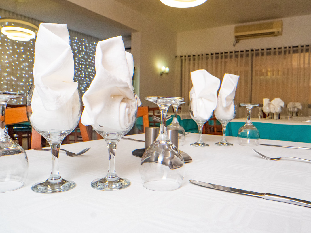 Hotel le Rocher主图