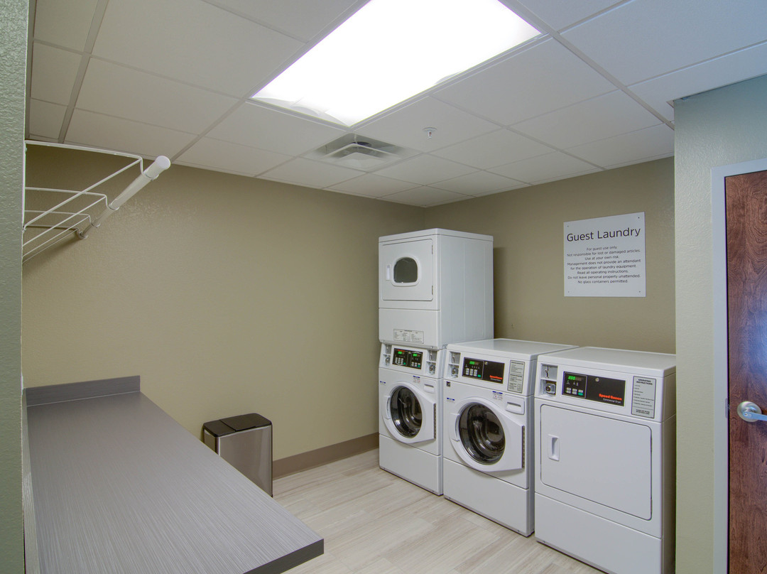 Holiday Inn Express & Suites Mobile - University Area by IHG主图