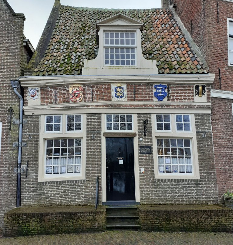Flessenscheepjes Museum-恩克赫伊曾必去景点