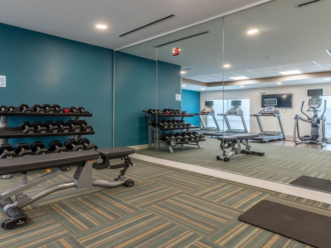 Holiday Inn Express & Suites Marion By IHG主图