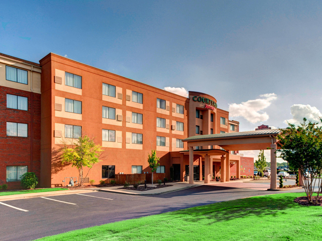 Courtyard by Marriott Anniston Oxford主图