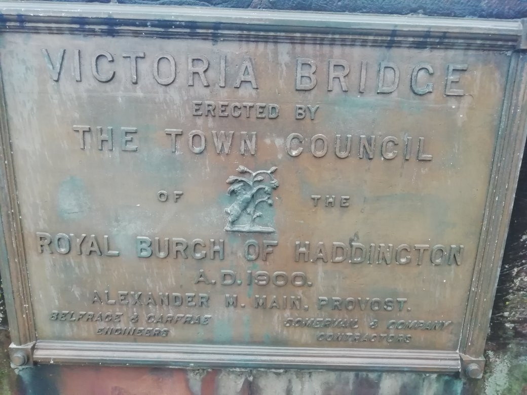 Victoria Bridge景点图片