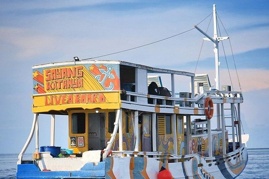 Akhiera Tours-科莫多必去景点