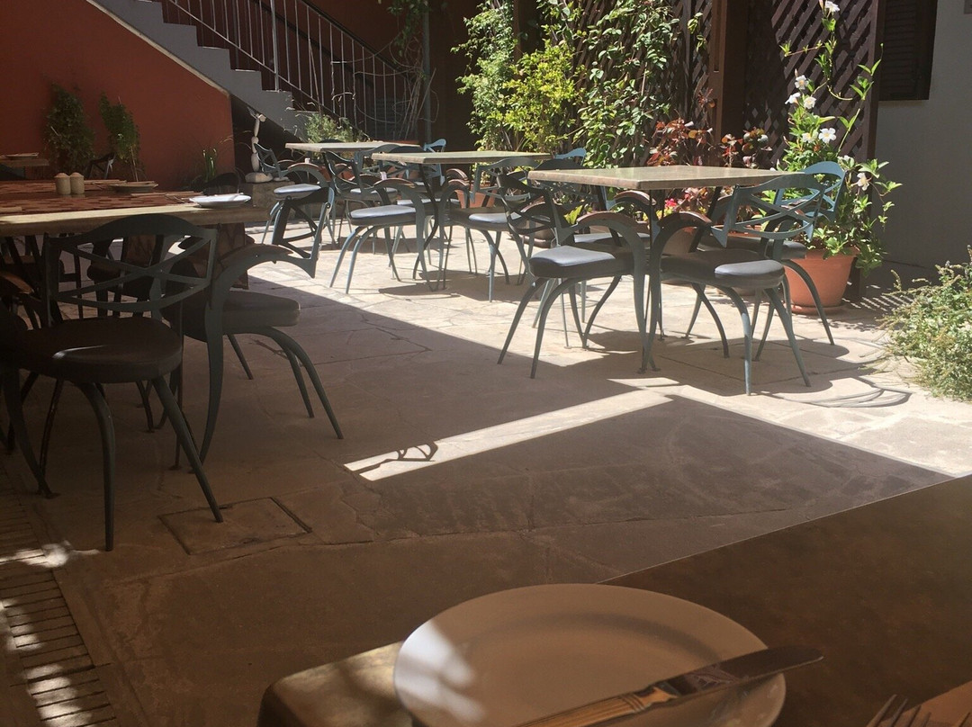 The Library Hotel Wellness Retreat主图