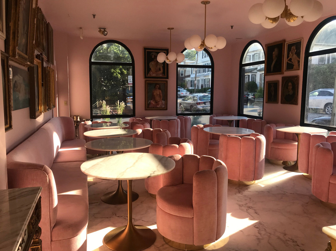 Garrison Inn Boutique Hotel主图