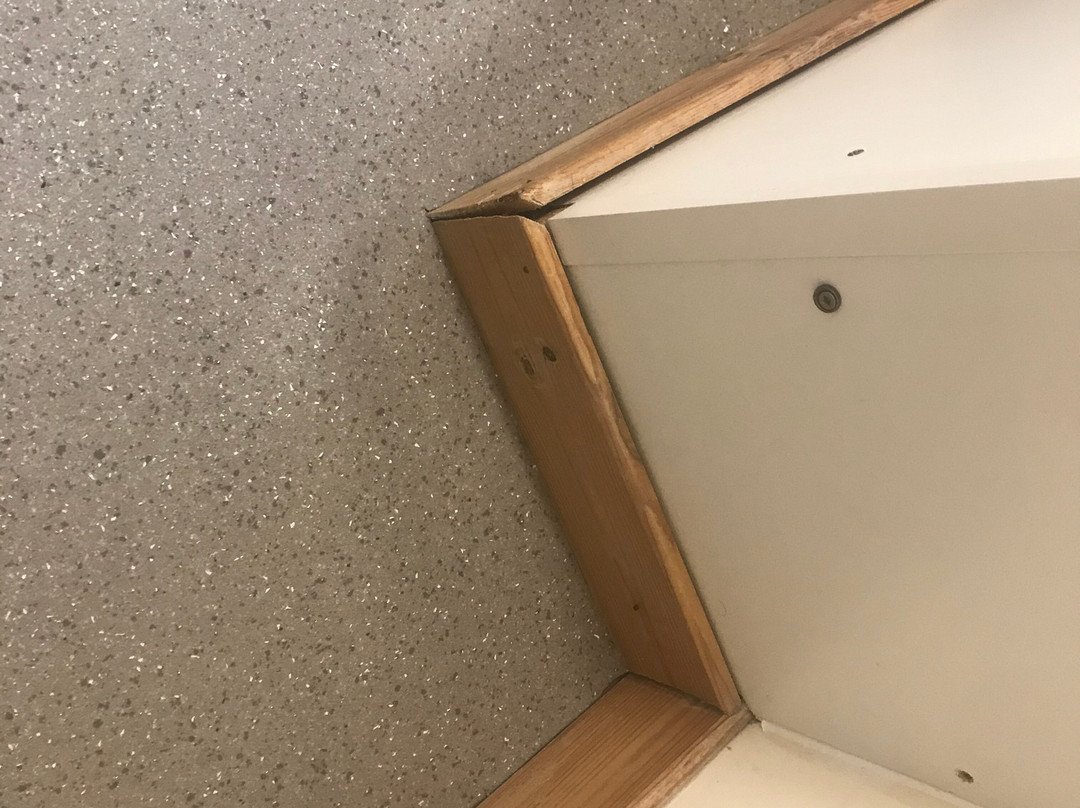 霍尔本酒店主图