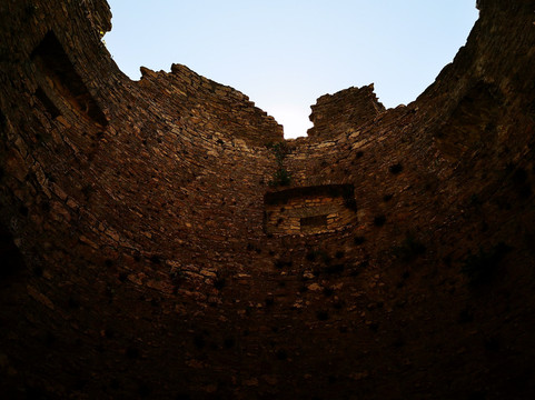 Burgruine Schenkenberg-Thalheim必去景点