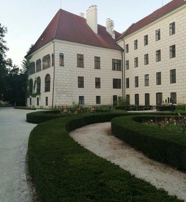 Trebon Chateau-崔邦必去景点